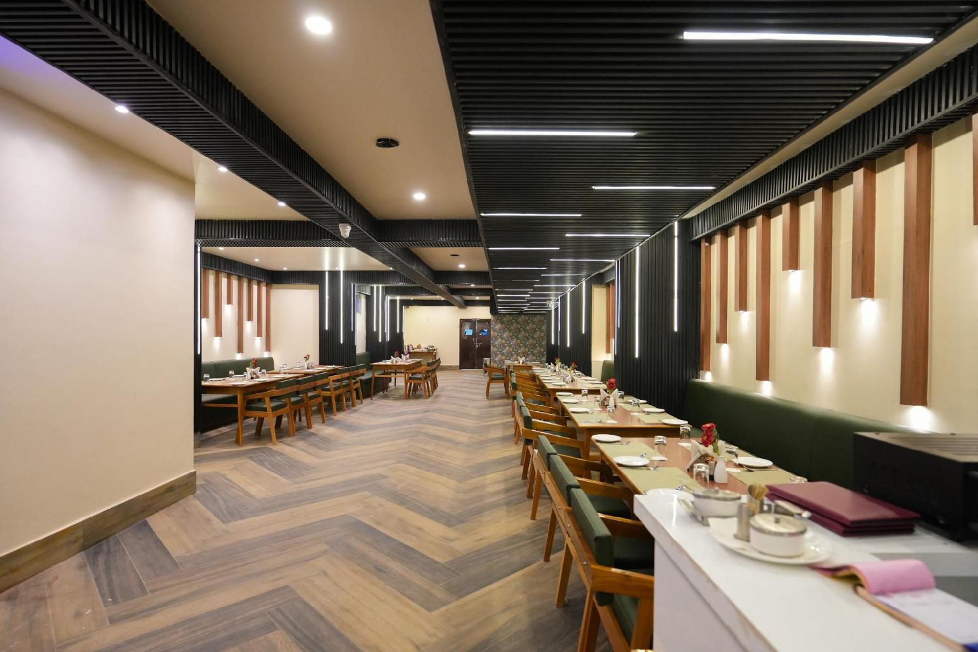 Hotel Pavitra Purnia Luaran gambar
