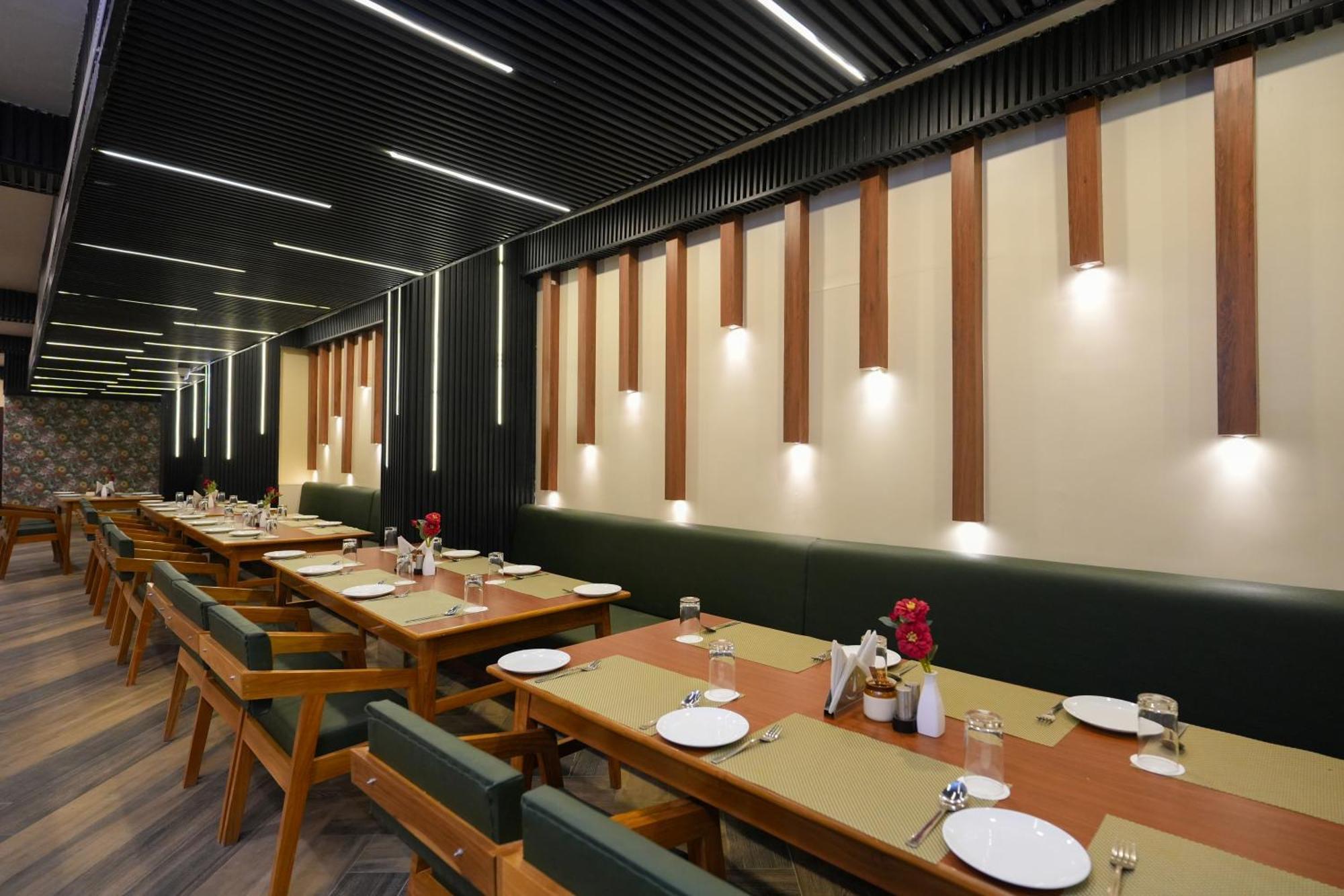 Hotel Pavitra Purnia Luaran gambar